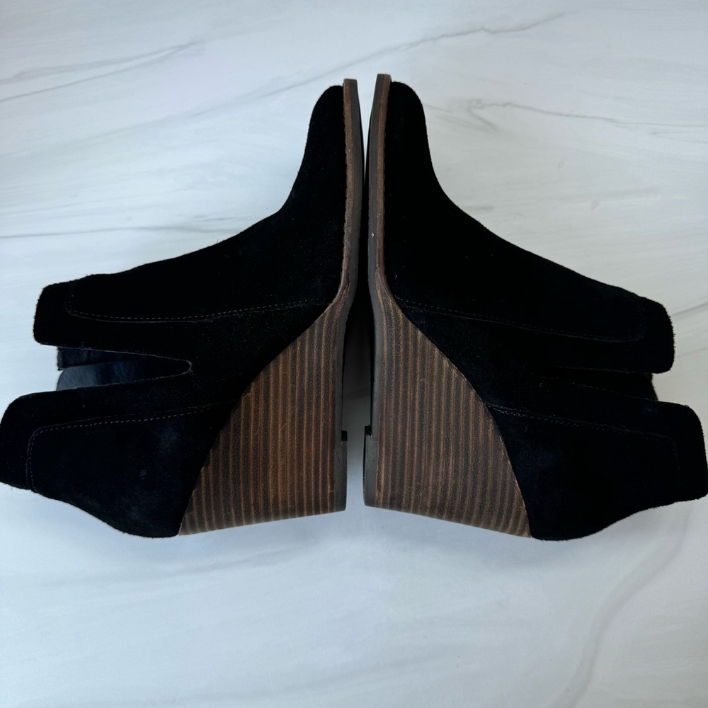Booties - Picture 3 of 9